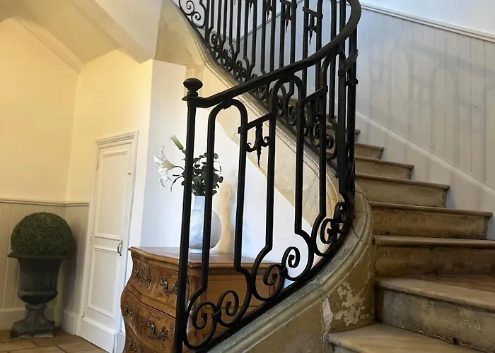 Le Clos Notre Dame Particulier Hypercentre ゲストハウス ポアティエ