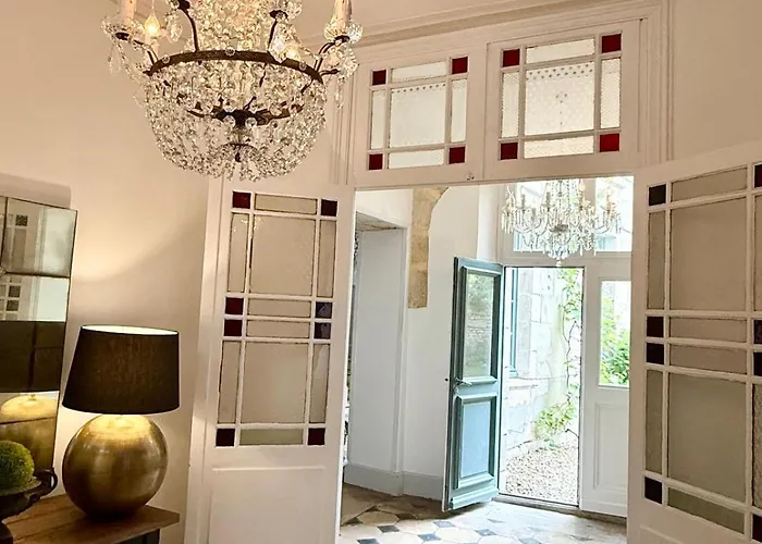 Гостевой дом Le Clos Notre Dame Particulier Hypercentre Пуатье